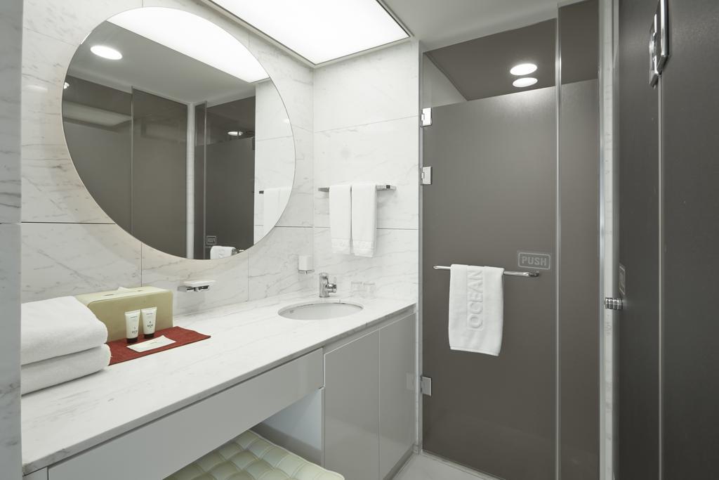 Shin Shin Hotel Jeju Ocean Seogwipo Room photo