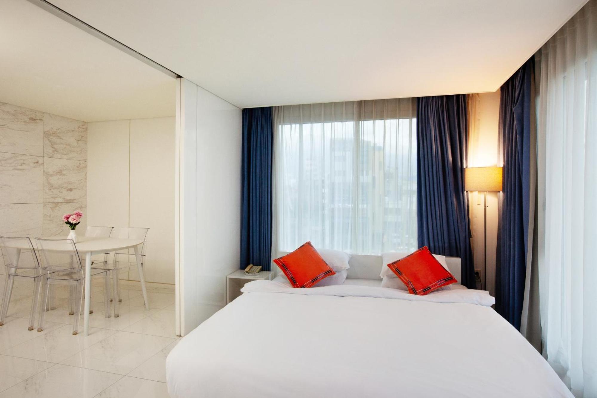Shin Shin Hotel Jeju Ocean Seogwipo Exterior photo