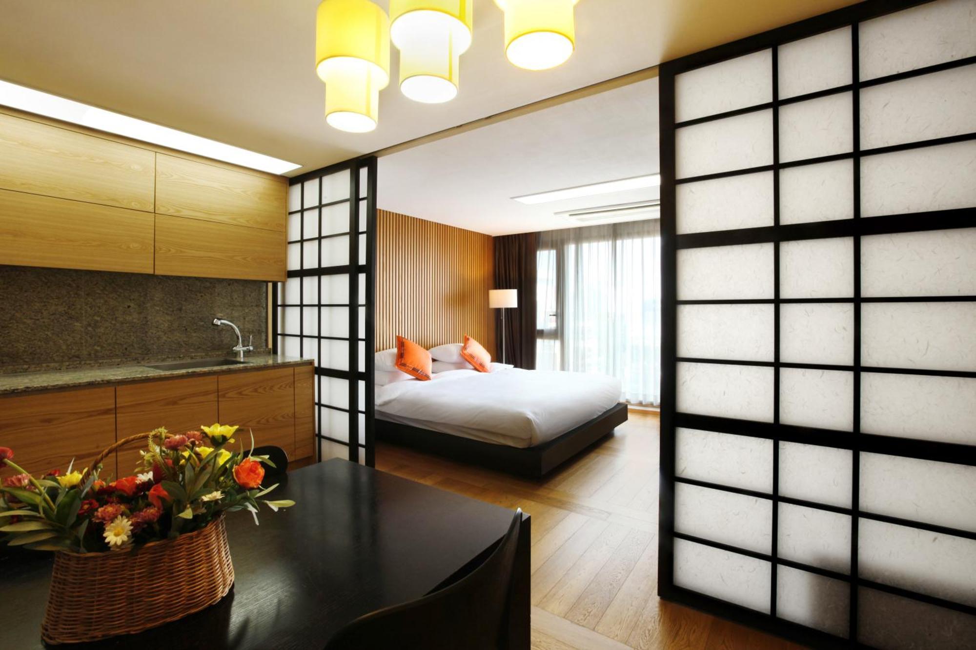 Shin Shin Hotel Jeju Ocean Seogwipo Exterior photo